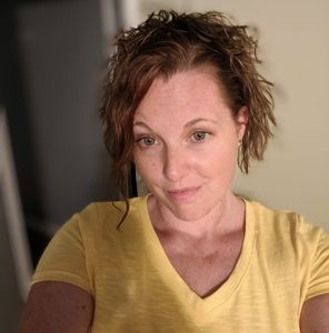 Meet your Posher, Carly